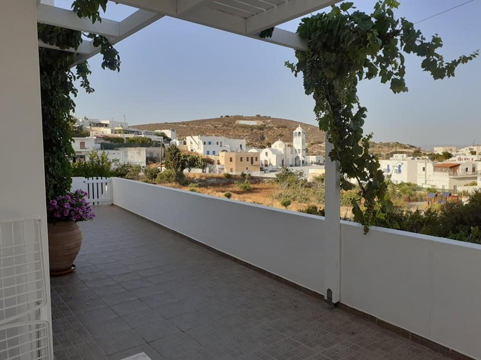 Ferienwohnung Matilda Milos - Cycladic Living Triovasálos Exterior foto