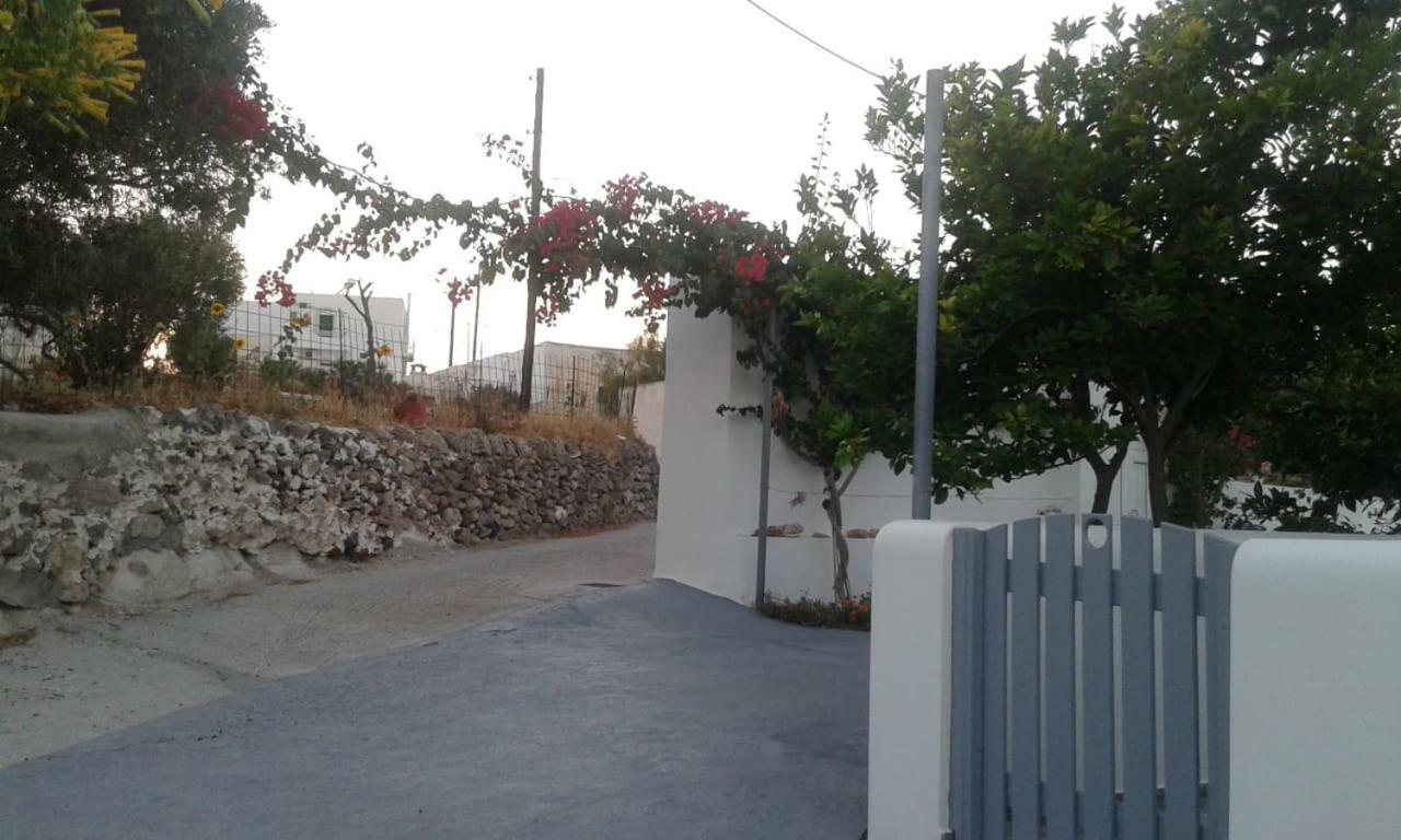 Ferienwohnung Matilda Milos - Cycladic Living Triovasálos Exterior foto