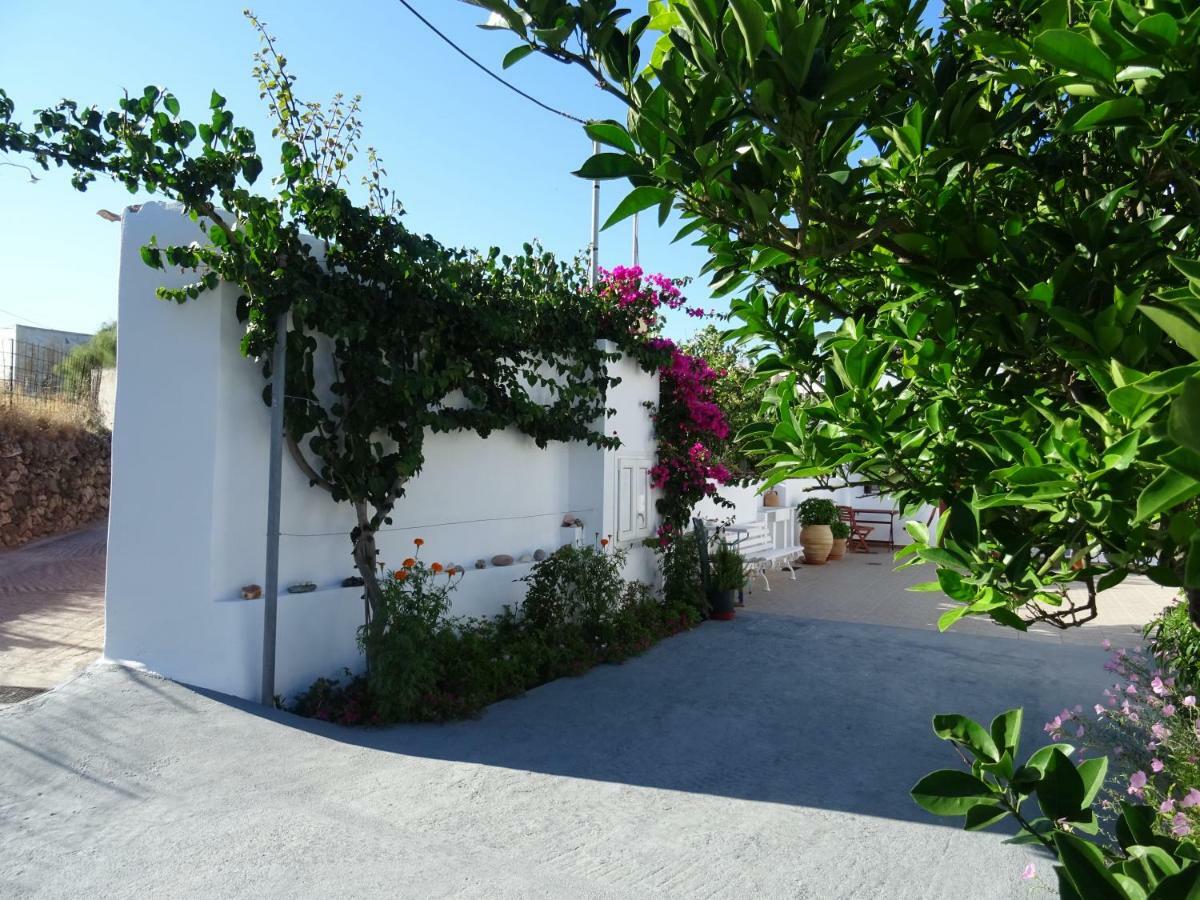 Ferienwohnung Matilda Milos - Cycladic Living Triovasálos Exterior foto